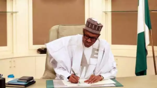 President Buhari Signs Order For Construction Of 794km Of Roads